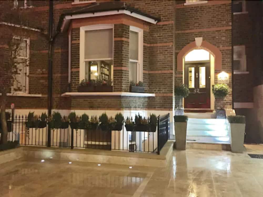 Aviva Studios Londen Buitenkant foto